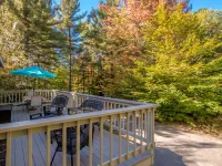 Four-Season Fun: Family-Friendly 3BR Home with Easy Access to Outdoor Adventures Hotels in Madison