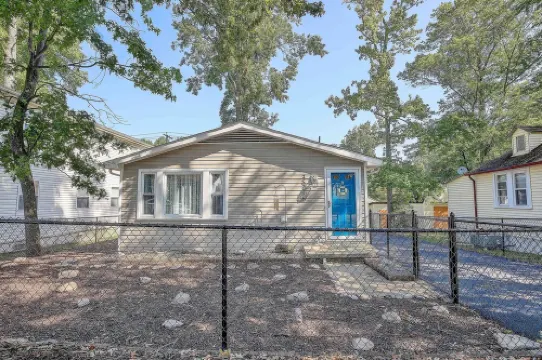 Sweet Bamboo Beach Cottage