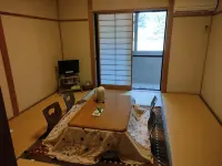 Pension Picnic Hotels in Такео