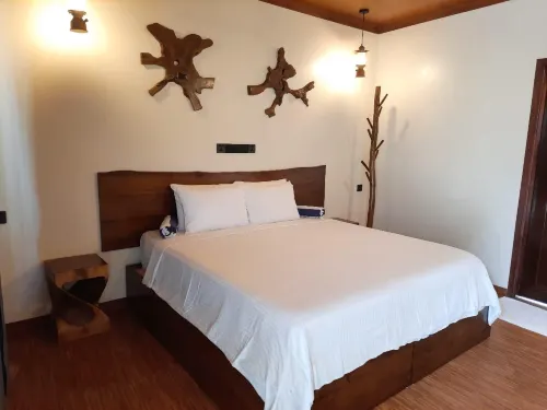 Madi Finolhu Guesthouse Hotels in Horubadhoo