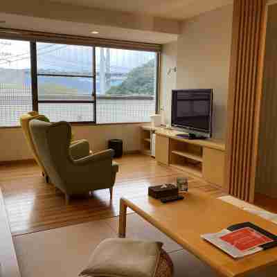 関門の宿源平荘 Rooms