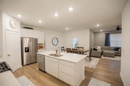 Home Away From Home Отели в г. Джонсон