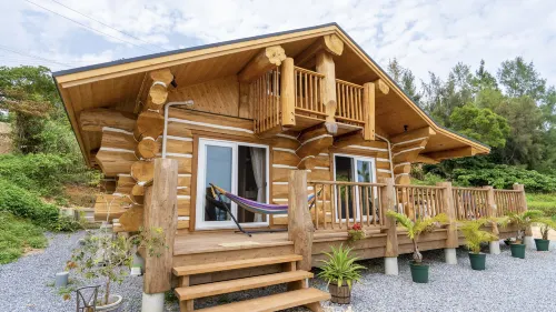 Warayunya Hotels in Higashi