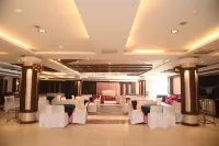 Hotel Paras