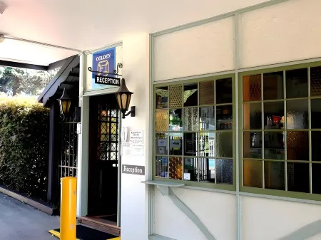 Ascot Motor Inn Отели в г. Normanhurst