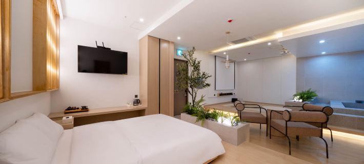 Vibe Hotel Geoje Gohyeon Hotels in Geoje-si