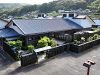 Natural Hot Spring Villa Motonoyu - parking