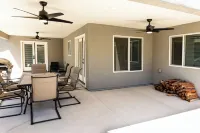 Village Luxury Living Hotel a Yuma