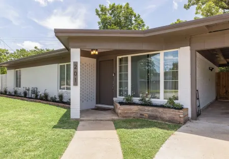 Midtown Modern - Extended Stay