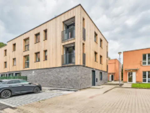 Trendy Mountain Terrace Retreat