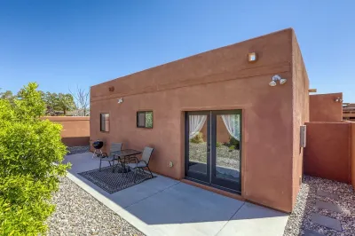 Centennial Hills Luxury Guesthouse (Northwest Las Vegas) Hôtels à proximité de : Floyd Lamb State Park