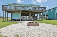 Open plan house w/ close Beach Access & both Ocean & Bay Views