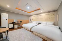 Gyeryong Boutique Two Day Hotel Hotels in Gyeryong-si