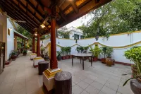 Dumas Guest House