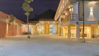Al-Kiswah Syariah Guest House Hotels in Sukorejo