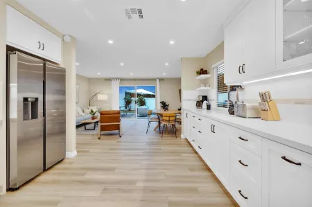 Designer Coastal Paradise w Pool - Steps to Beach