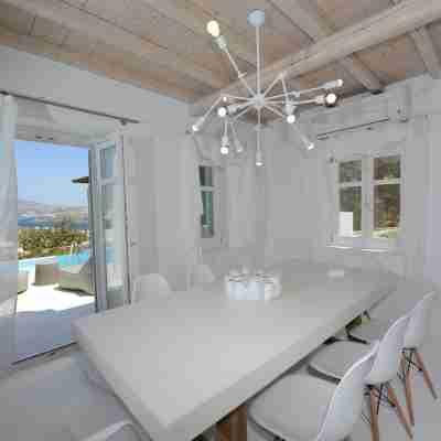 Villa Pearl Near Ornos by Diles Villas Rooms
