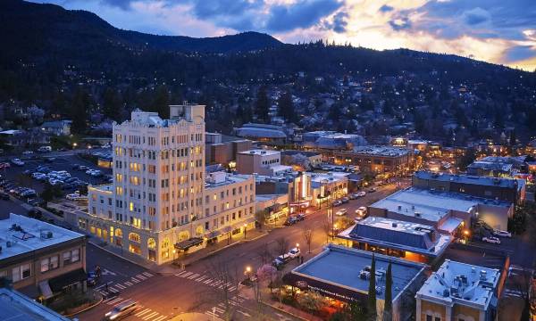 Ashland Springs Hotel