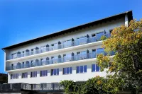 F Hotel 24h Check-IN Hotel a 