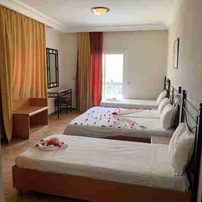 Sol Palmeras Beach - Family Hotel Rooms