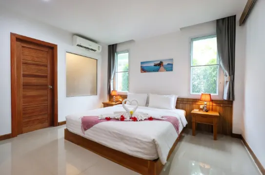 ห้องดีลักซ์ริมชายหาด