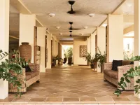 Sea Change Beachfront Apartments Hotels in Trinity Beach