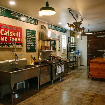 The Old Catskill Game Farm Inn