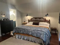 Snowgoose Pond Bed & Breakfast - Homestays