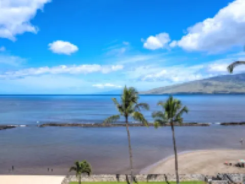 Upscale Oceanfront Penthouse Vistas Hotels in Kihei