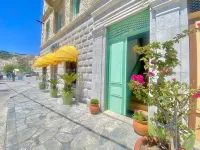 “Athenas” Neoclassic Harbour View Apartment Hotels in Symi