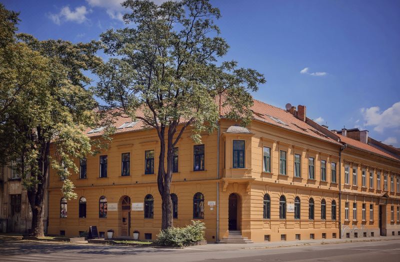 City Residence Apartment Hotel