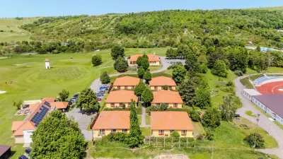 Golf Hotel Austerlitz Hotels in Slavkov und Brna