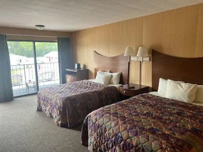 All Star Inn & Suites