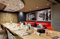 ibis Lyon Nord Hôtels à : Lissieu