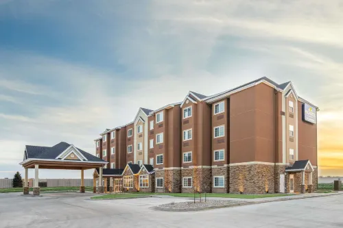 Microtel Inn & Suites by Wyndham Moorhead Fargo Area Hotels in Moorhead
