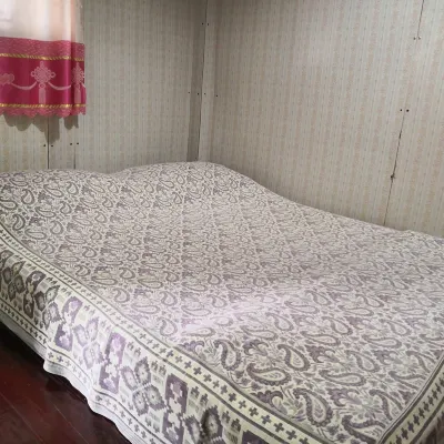 Phaiwan Baansawn Resort Hotels near Wat Tha Chai