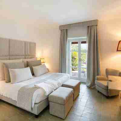 Santavenere Hotel Rooms