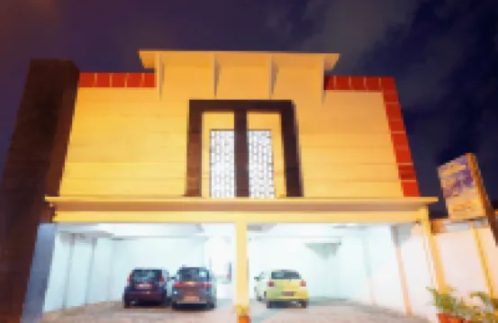 ดีพารากอน ดวิโครา โรงแรมใน