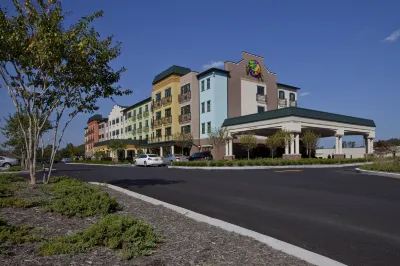 Mardi Gras Casino & Resort Hotels in 