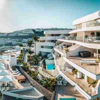 Grand Horizon Luxury Boutique Apartments Hotel Exterior