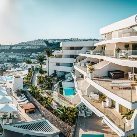 Grand Horizon Luxury Boutique Apartments
