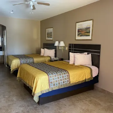 Los Fresnos Inn and Suites