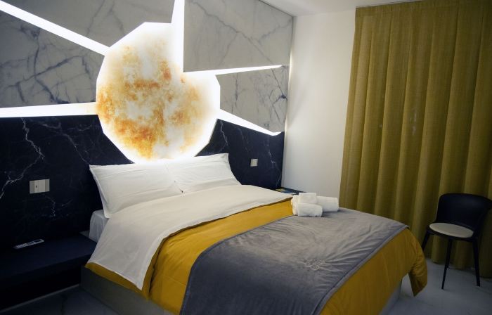 Lauria Luxury Room