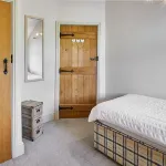 Host & Stay - Mill