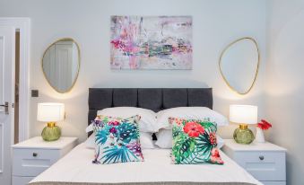 The Ulsterville Residences - Free on-Site Parking