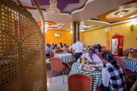 Grande Hotel Отели в г. Isiolo West