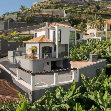 Countryside Charm House by Holiday Rental Madeira