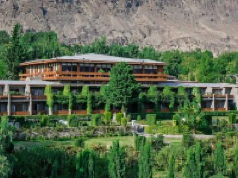 ギルギット セレナ ホテル ギルギットのホテル