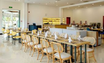 The Hub Hotel Near Phu Quoc Airport and Harbor