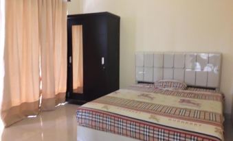 Guest House 647 Tanjung Duren Utara